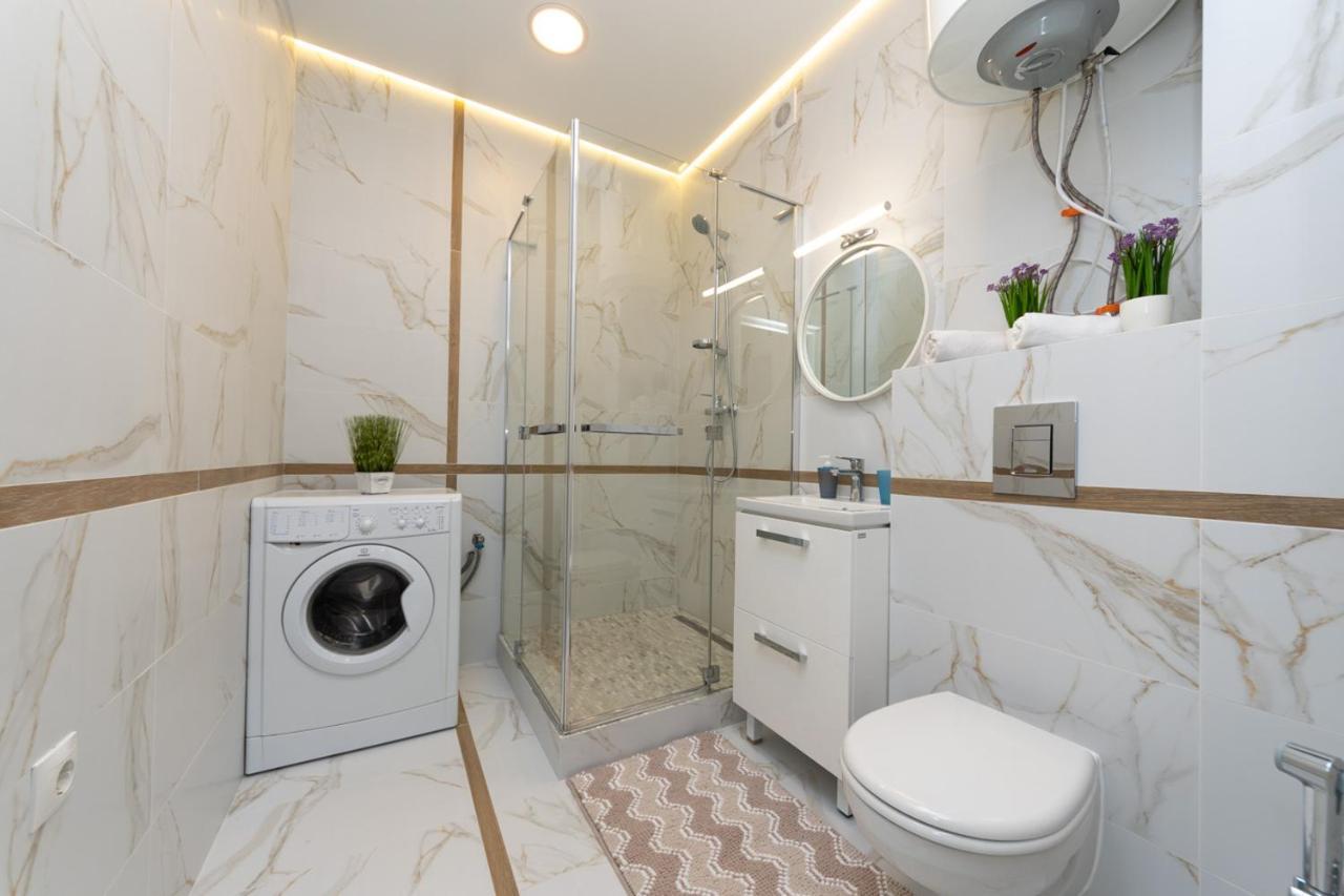 Красивая 1 Комнатная Квартира С Балконом На Теремках 252 Kyiv Exterior photo
